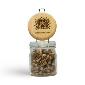 cbd-nutrition-zubehoer-medusa-aktivkohlefilter-im-glas